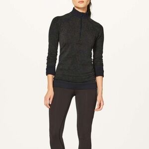 Lululemon Restless half zip long sleeve pullover in black Armony